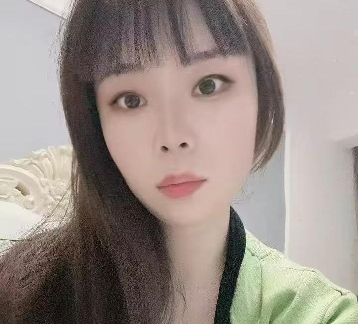 清纯欲女菲菲